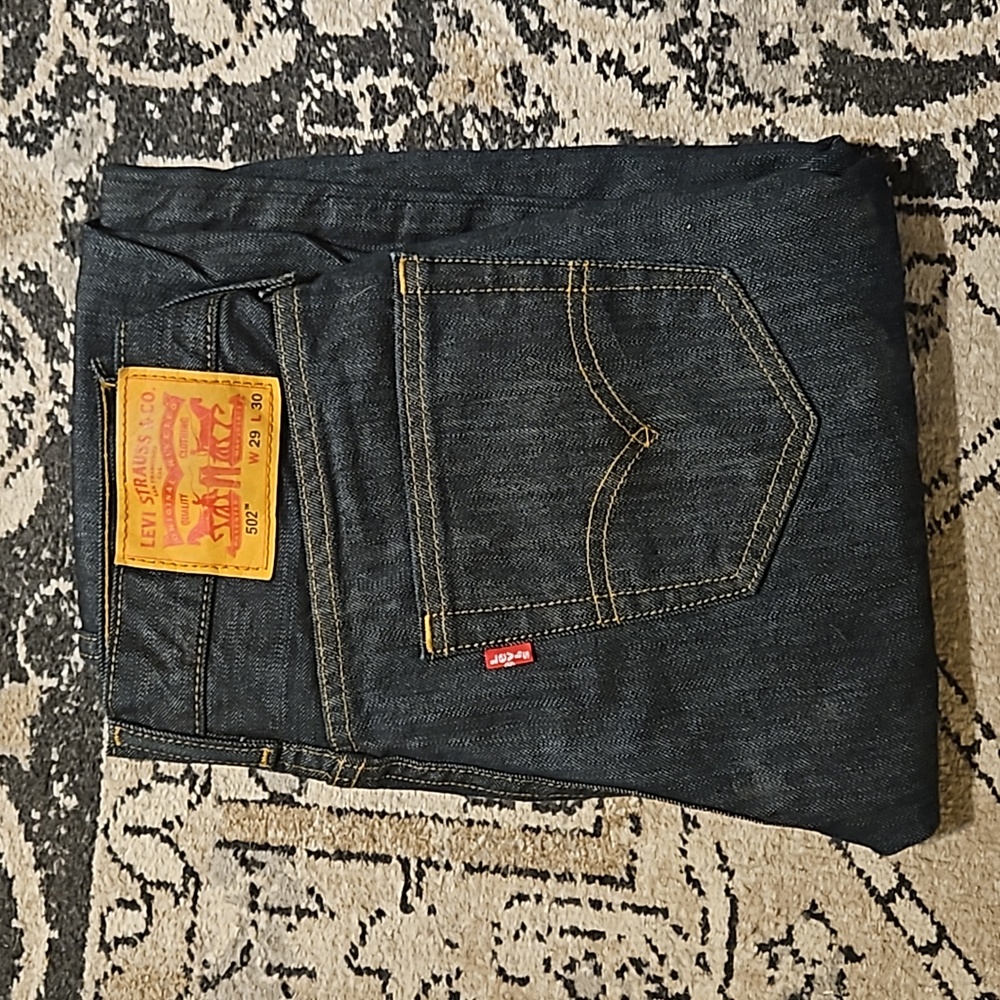Mens Dark wash Levis